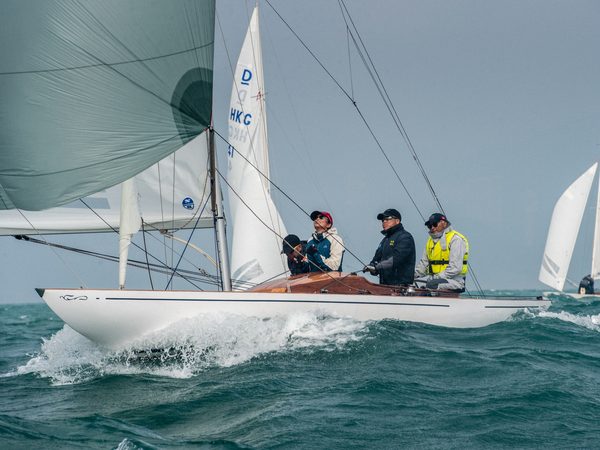 Lowell Chang and crew under spinnaker.